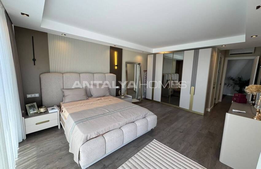 Stylish Villas with Private Outdoor Pool in Alanya Incekum 12