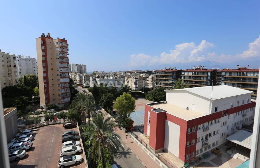 Flat in a Peaceful Area Close to Sea in Muratpasa Antalya 25