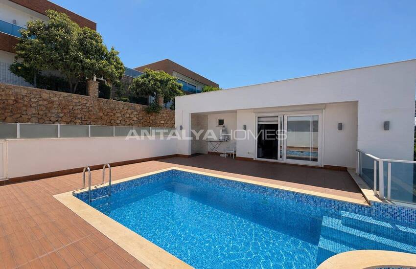 Sea View Villa with Private Pool in Kargicak Alanya 19