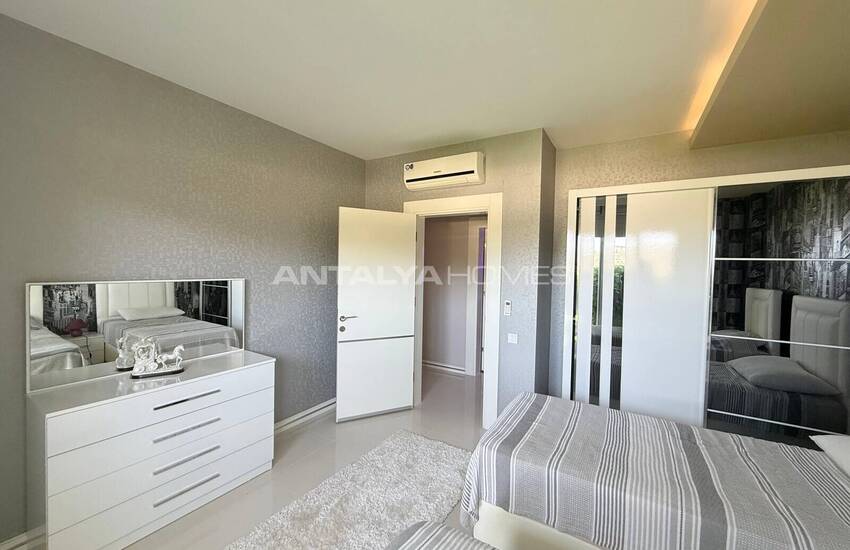 Sea View Villa with Private Pool in Kargicak Alanya 37