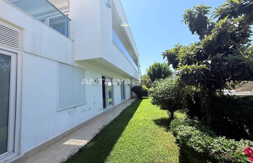 Sea View Villa with Private Pool in Kargicak Alanya 42