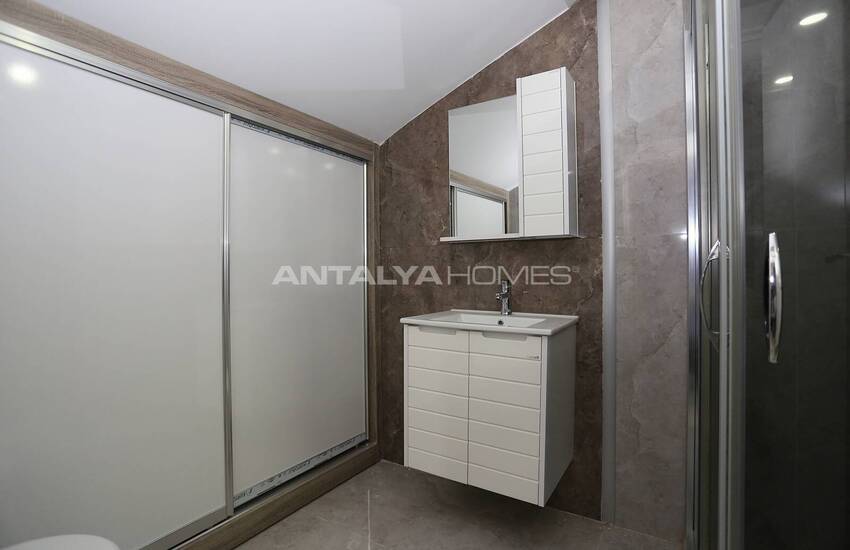 Spacious Duplex Flat with Private Sauna in Konyaalti 27