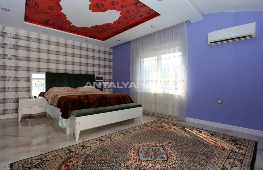 Spacious Duplex Flat with Private Sauna in Konyaalti 18