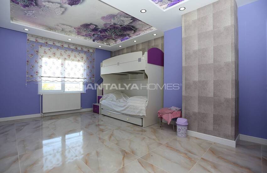 Spacious Duplex Flat with Private Sauna in Konyaalti 21