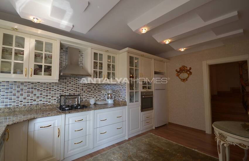 Luxury Apartment Within Walking Distance of the Sea in Alanya 10