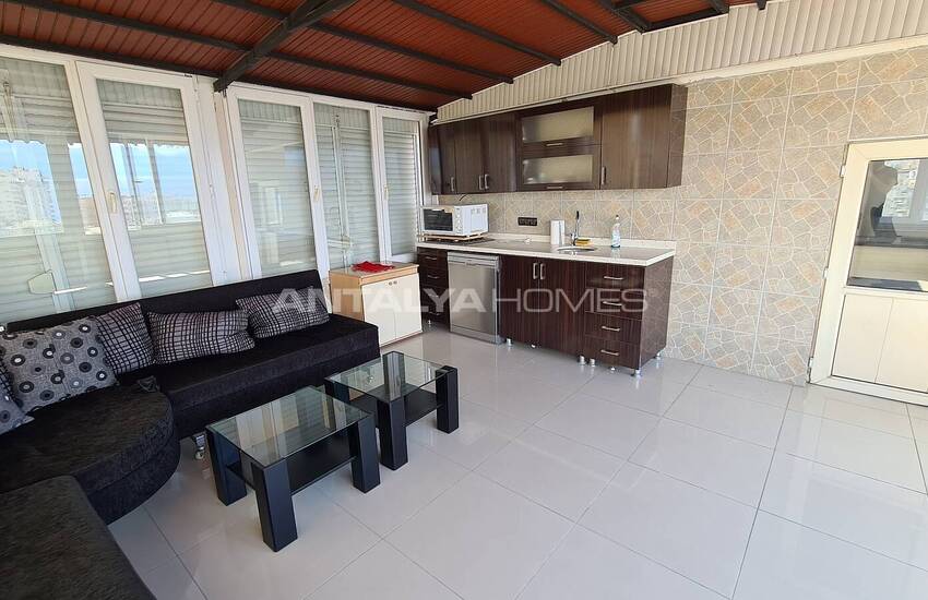 Spacious Apartment in a Complex with Swimming Pool in Muratpasa 47