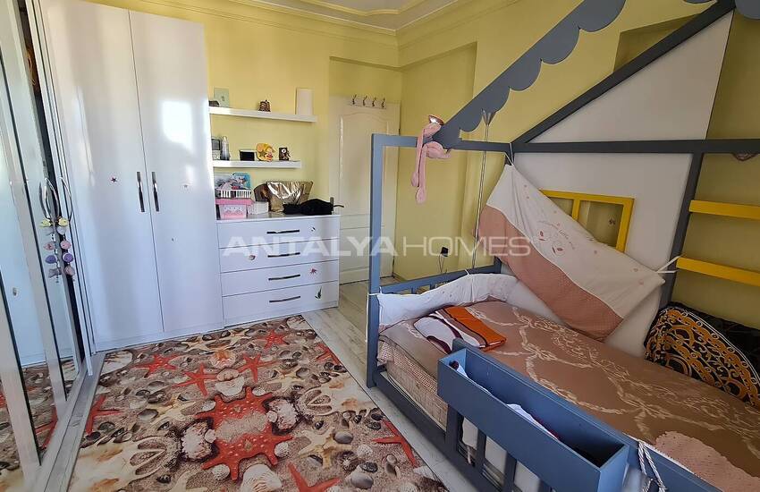 Spacious Apartment in a Complex with Swimming Pool in Muratpasa 57