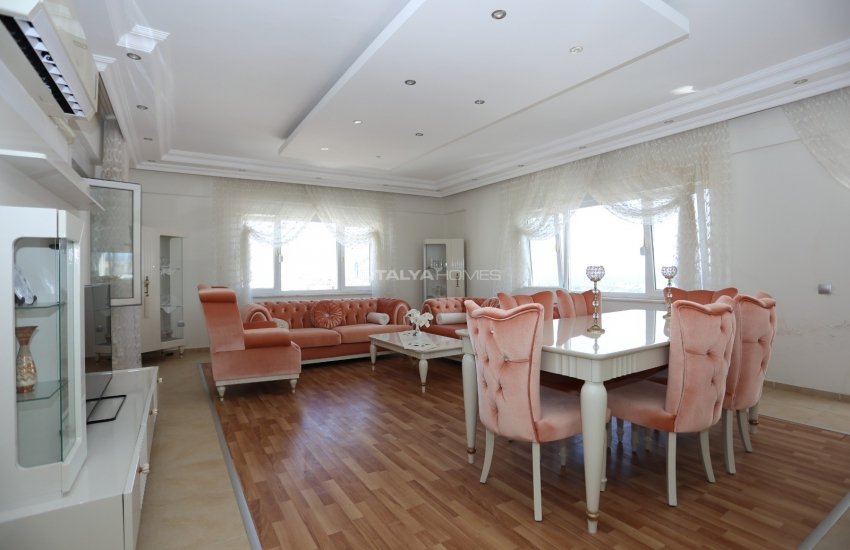 Antalya Kemerağzı’nda Anayol Üzerinde Eşyalı Satılık Daire 12