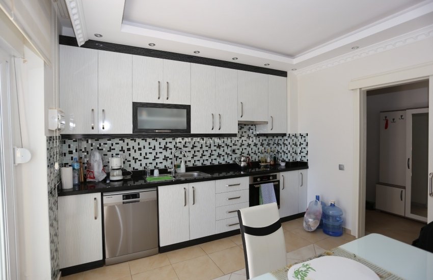 Antalya Kemerağzı’nda Anayol Üzerinde Eşyalı Satılık Daire 22