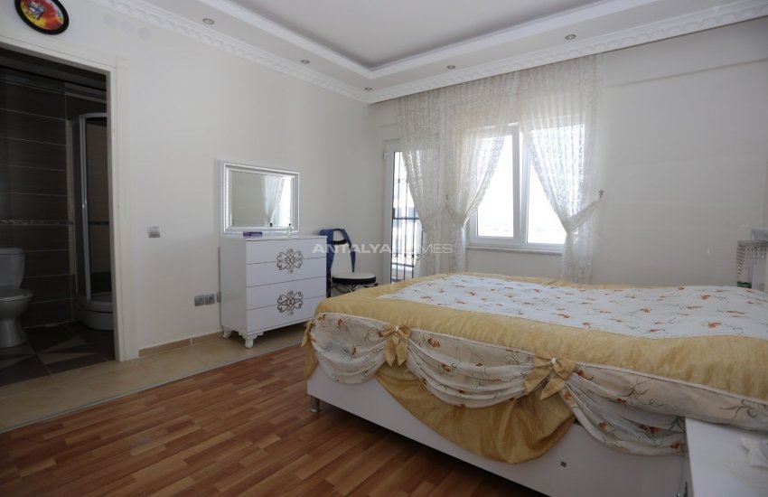 Antalya Kemerağzı’nda Anayol Üzerinde Eşyalı Satılık Daire 14