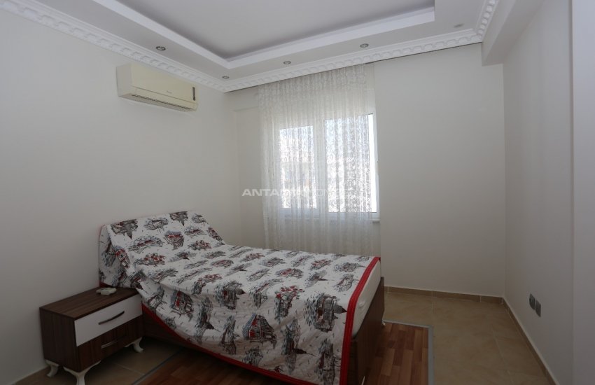 Antalya Kemerağzı’nda Anayol Üzerinde Eşyalı Satılık Daire 17