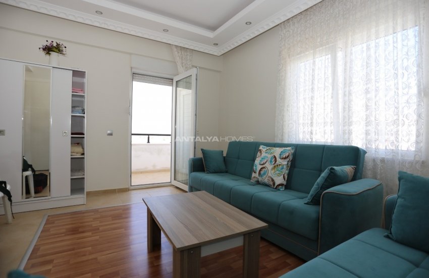 Antalya Kemerağzı’nda Anayol Üzerinde Eşyalı Satılık Daire 19