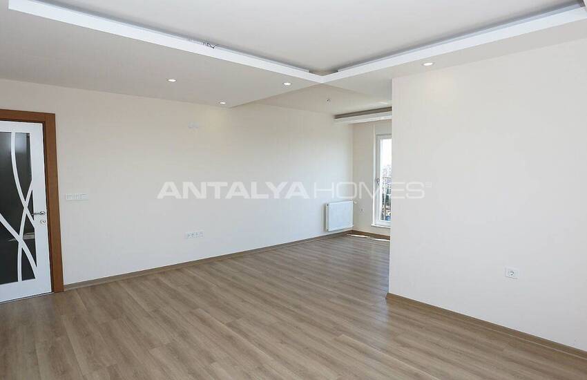 Apartments in a Complex Close to Tramway Stop in Kepez 22