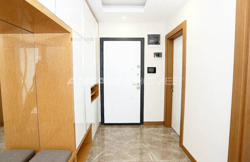 Apartments in a Complex Close to Tramway Stop in Kepez 40