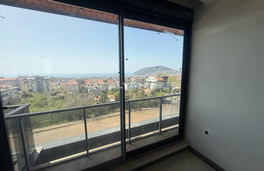 Properties Within Walking Distance of Beach in Alanya 30