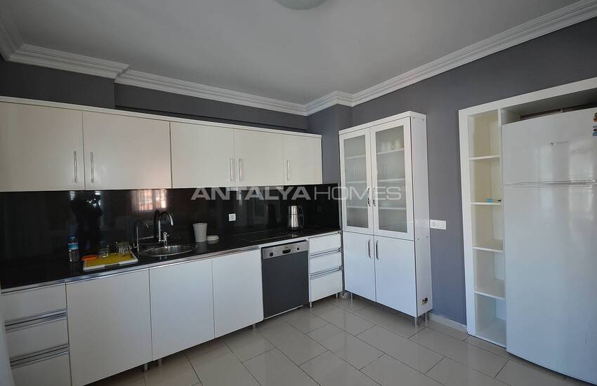 Apartment Within Few Steps From Beach in the Center of Alanya 40