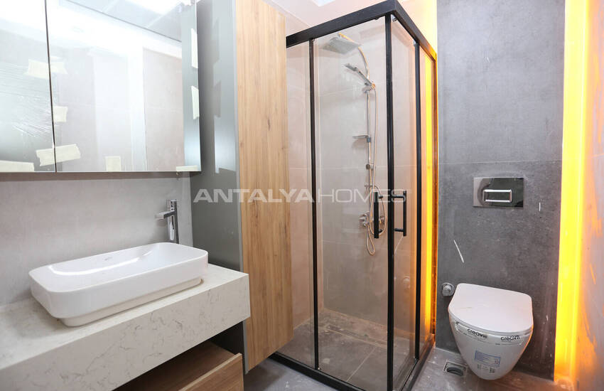 Wohnungen In Einem Komplex Mit Parkplatz In Muratpasa 15