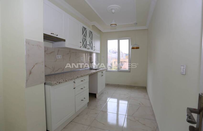 Centrally Located Flat Close to Tram Stop in Muratpasa 7