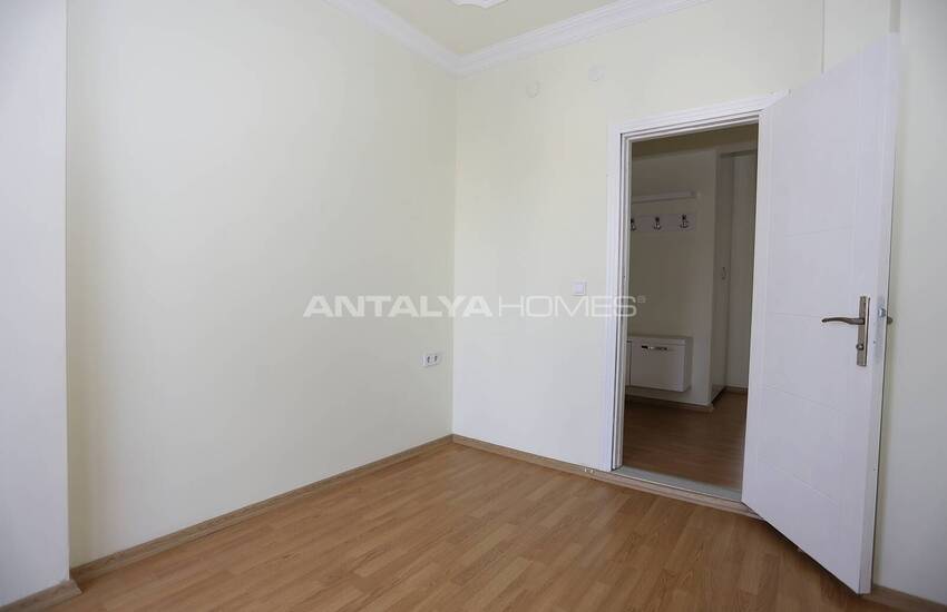 Centrally Located Flat Close to Tram Stop in Muratpasa 13