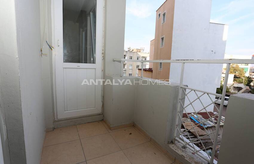 Centrally Located Flat Close to Tram Stop in Muratpasa 20