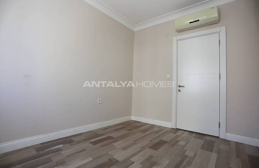 Well Kept Apartment in a Complex with Pool in Liman Antalya 22