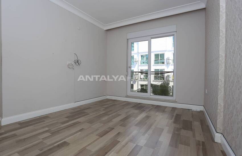 Well Kept Apartment in a Complex with Pool in Liman Antalya 18