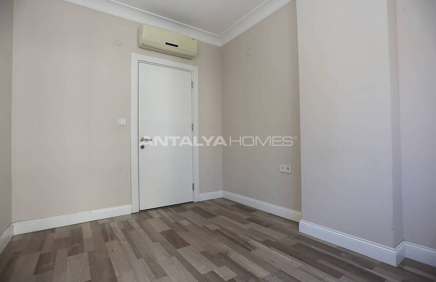 Well Kept Apartment in a Complex with Pool in Liman Antalya 21