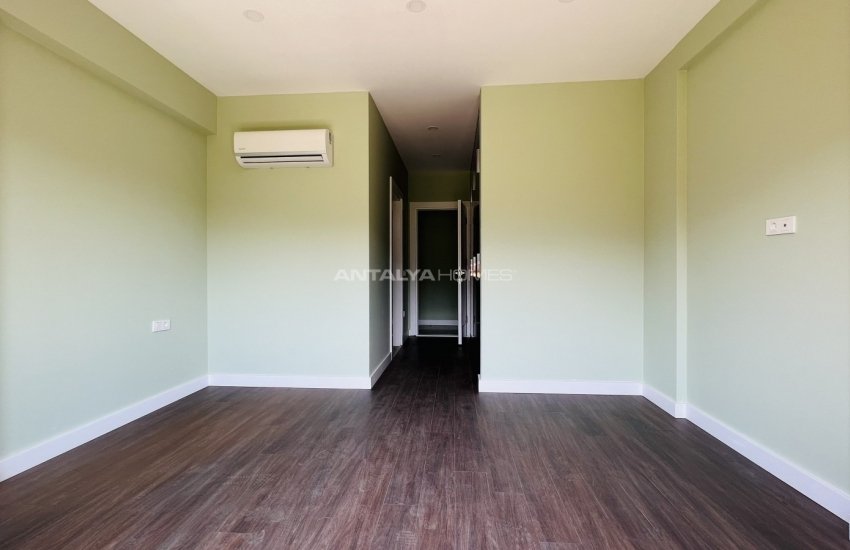 Detached House with Spacious Living Spaces in Kemer Antalya 11