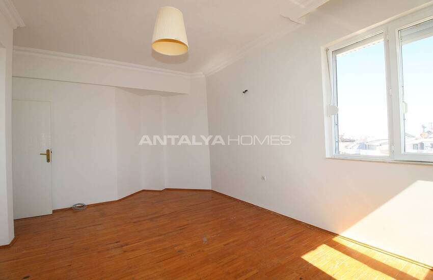 Sea View Flat in a Complex with Pool in Lara Antalya 17