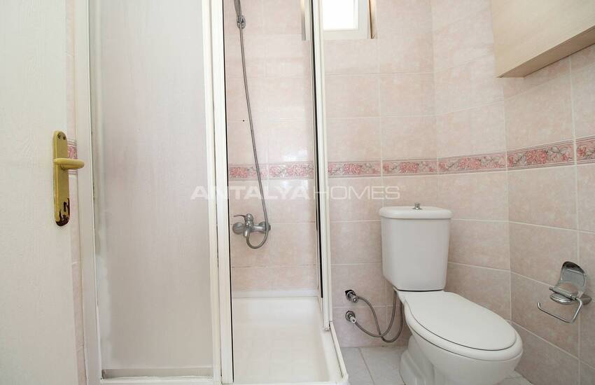 Sea View Flat in a Complex with Pool in Lara Antalya 20