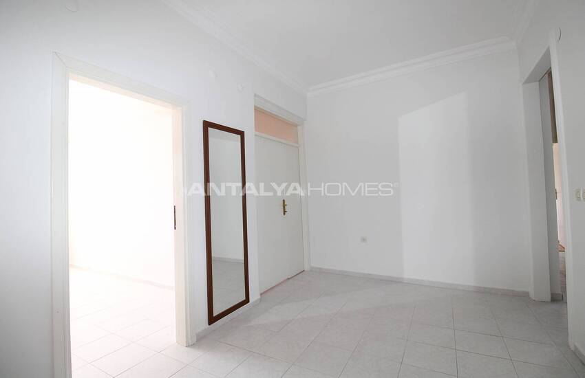 Sea View Flat in a Complex with Pool in Lara Antalya 11