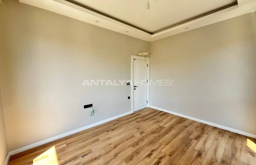 New Flats with Spacious Rooms in Antalya Gazipasa 12