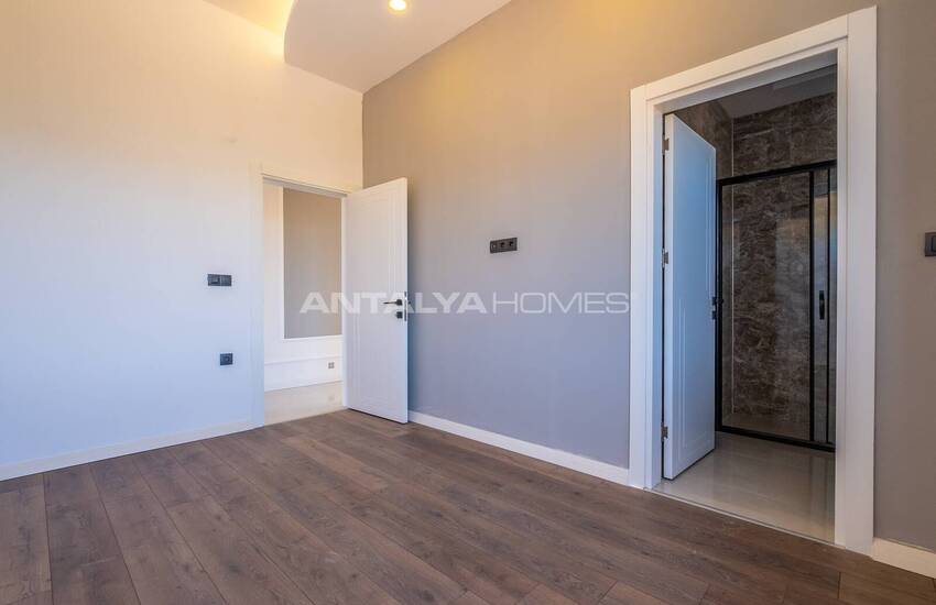 Трехэтажный Сдвоенный Дом с Бассейном в Дёшемеалты 25