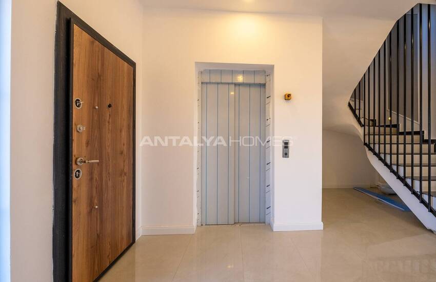 Трехэтажный Сдвоенный Дом с Бассейном в Дёшемеалты 31