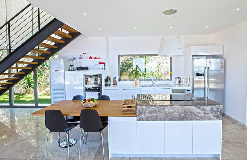 Sea View Villa with Infinity Pool in Kalkan Turkey 28