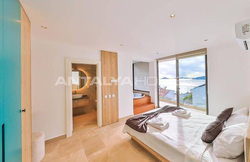 Luxury Villa Within Walking Distance of Sea in Antalya Kalkan 16