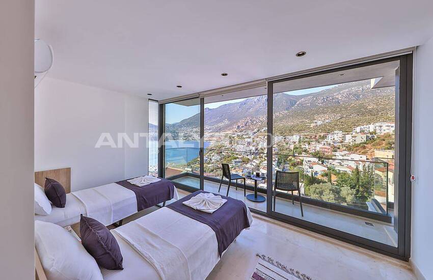 Luxe Villa Suitable for Extended Families in Kalkan Antalya 43