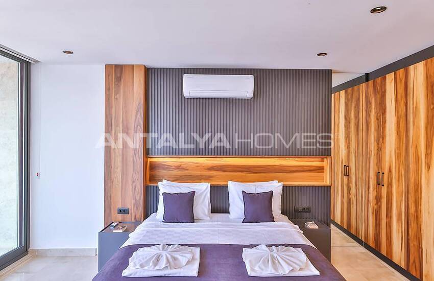 Luxe Villa Suitable for Extended Families in Kalkan Antalya 50