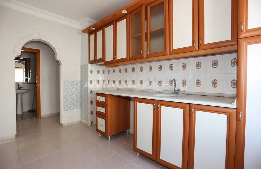 Investment Flat Near the Akdeniz University in Antalya Muratpasa 14