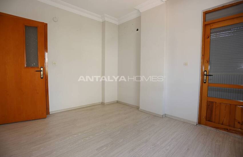 Investment Flat Near the Akdeniz University in Antalya Muratpasa 18