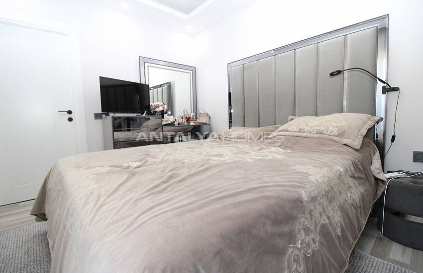 Key Ready 3+1 Flat with Natural Gas in Muratpaşa Antalya 19