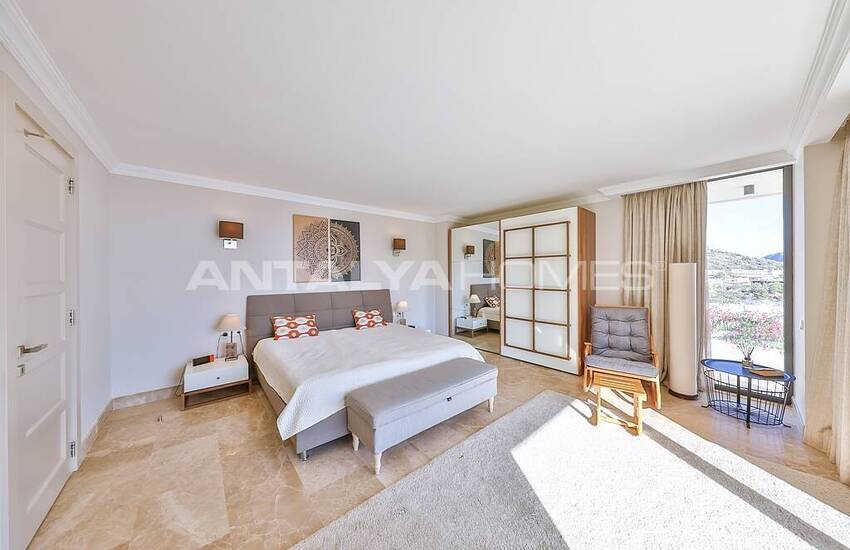 Luxury 5-bedroom Detached House with Infinity Pool in Kalkan 20
