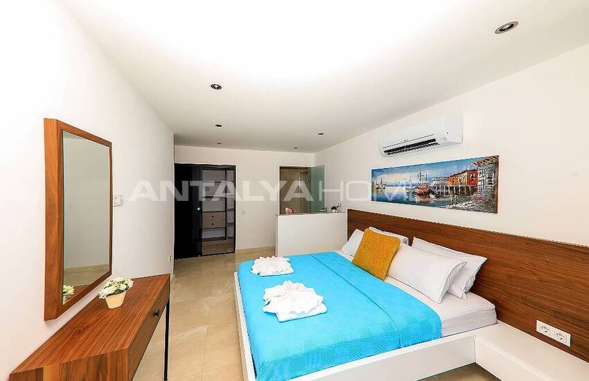 Panoramic Sea View Villa with Infinity Pool in Kalkan 51