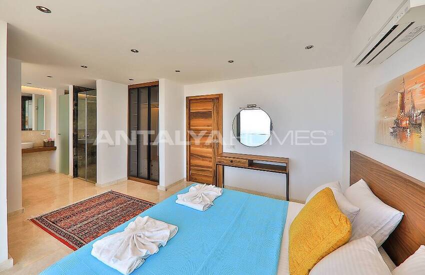 Panoramic Sea View Villa with Infinity Pool in Kalkan 36