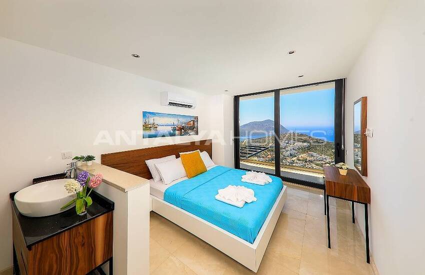 Panoramic Sea View Villa with Infinity Pool in Kalkan 39