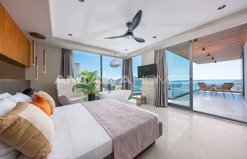 Luxe Villa with Sea View and Infinity Pool in Kalkan 32
