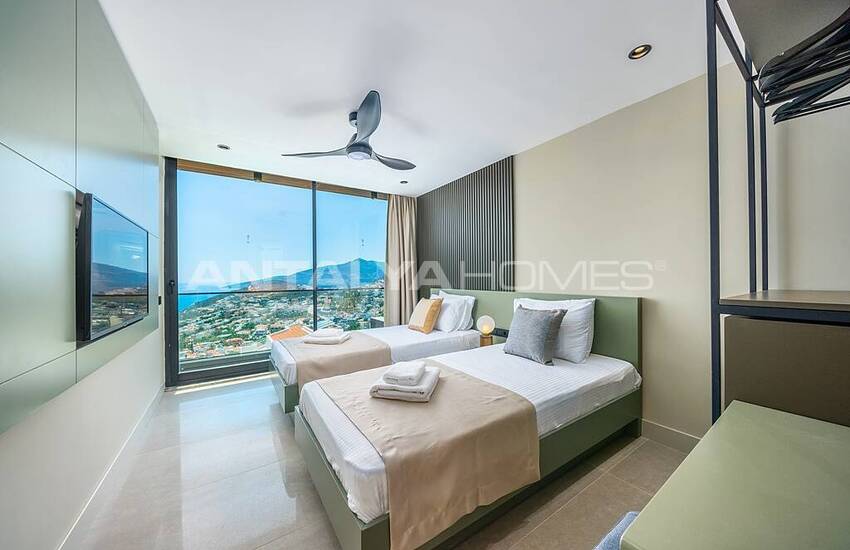 Luxe Villa with Sea View and Infinity Pool in Kalkan 33