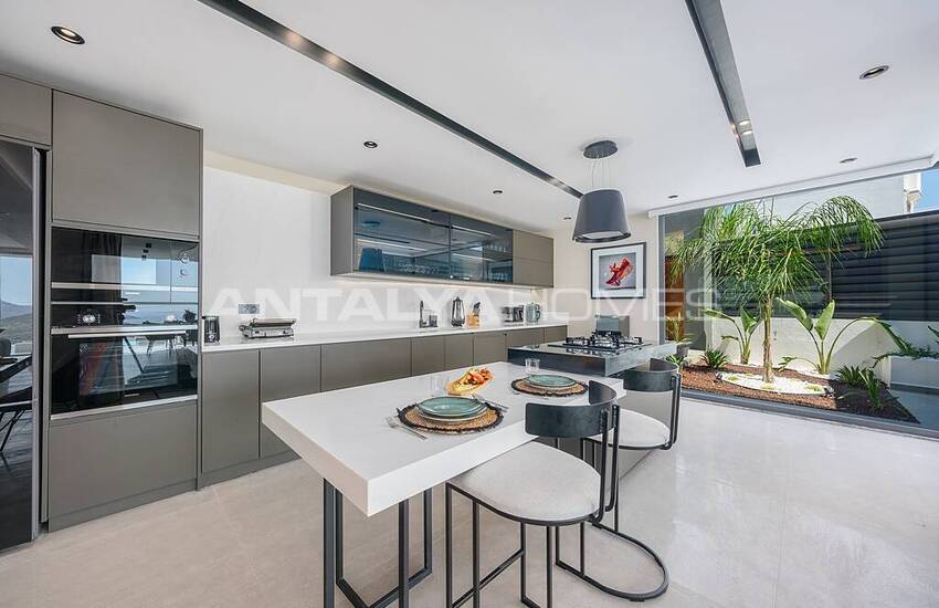 Luxe Villa with Sea View and Infinity Pool in Kalkan 21