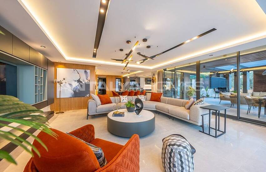 Luxe Villa with Sea View and Infinity Pool in Kalkan 17