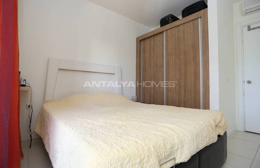 Furnished Flat in a Complex with Pool in Konyaalti, Antalya 9